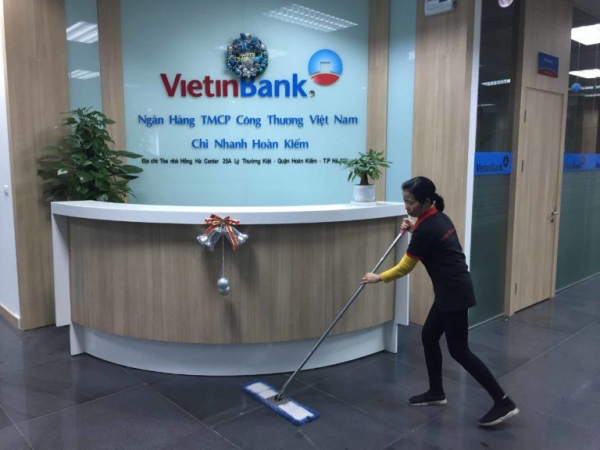 Vệ sinh công nghiệp - Chi Nhánh Công Ty TNHH Kinh Doanh Dịch Vụ HouseCare Việt Nam